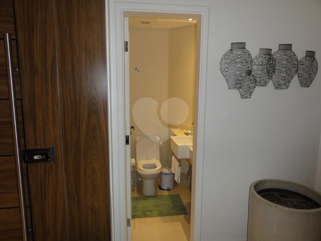 APARTAMENTO em SANTANA