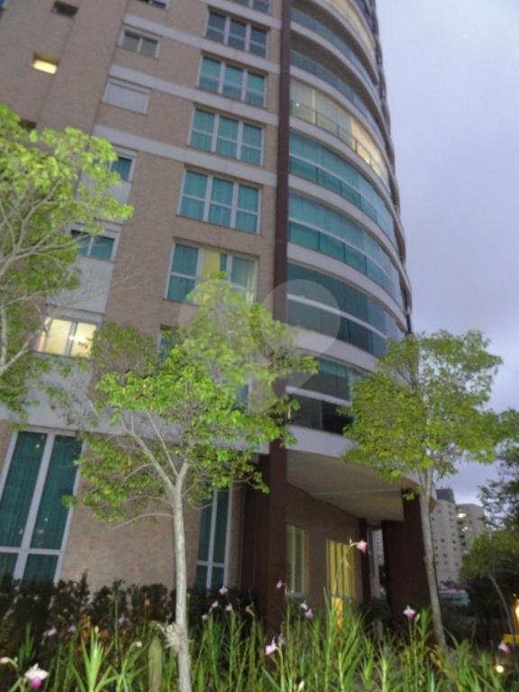 APARTAMENTO em SANTANA