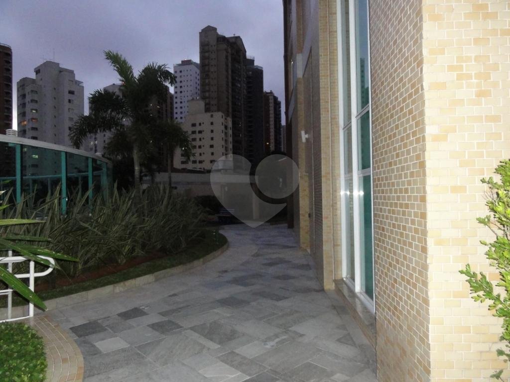 APARTAMENTO em SANTANA