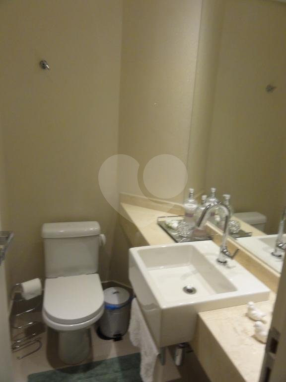 APARTAMENTO em SANTANA