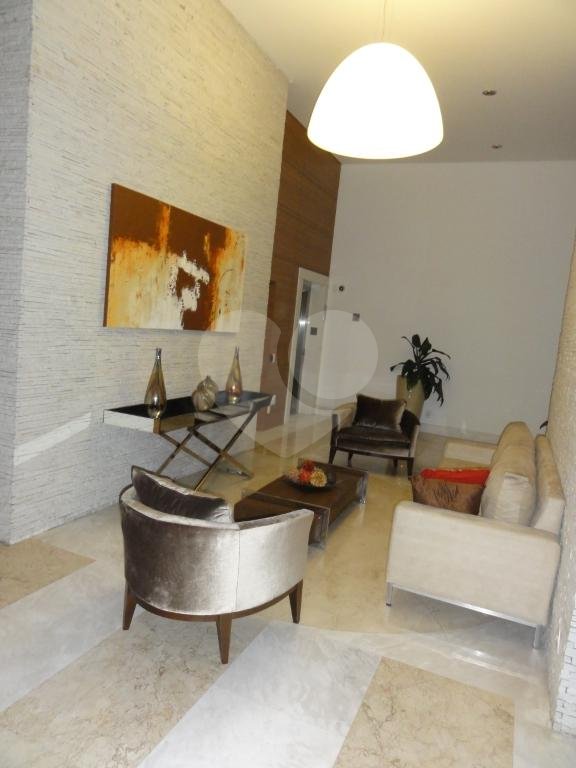 APARTAMENTO em SANTANA