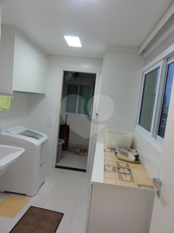APARTAMENTO em SANTANA