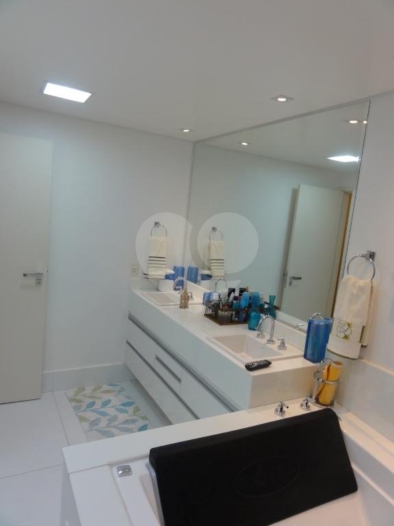 APARTAMENTO em SANTANA