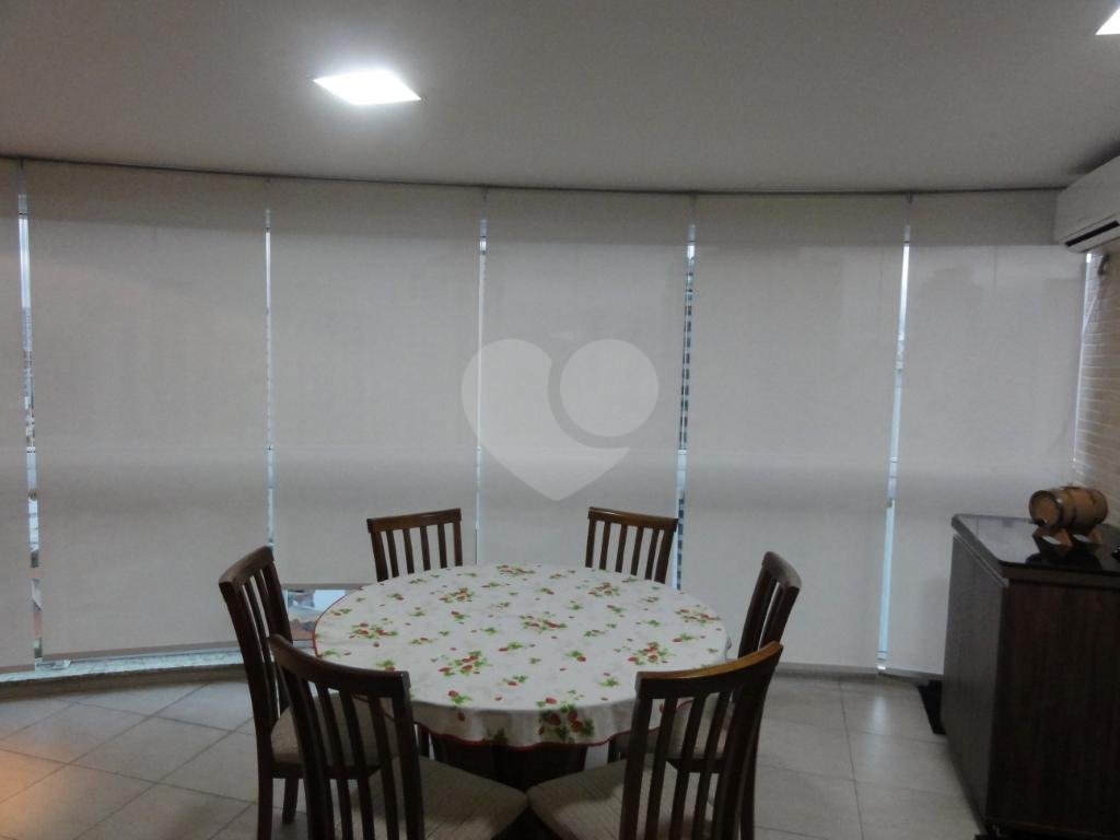 APARTAMENTO em SANTANA