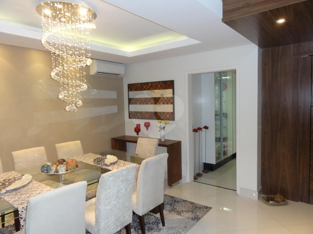 APARTAMENTO em SANTANA