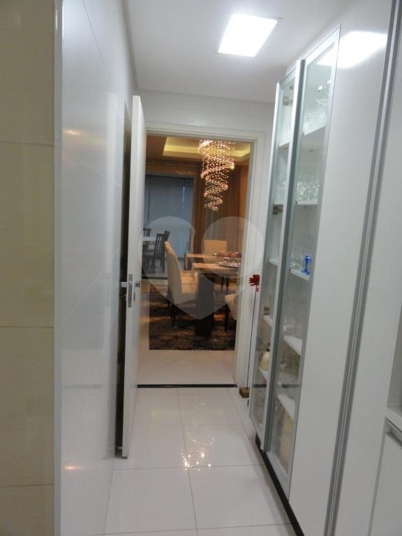 APARTAMENTO em SANTANA