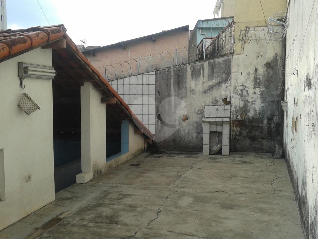Casa à venda na Vila Mazzei em local tranquilo
