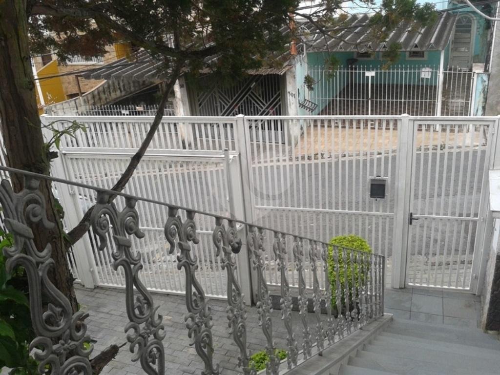 Casa à venda na Vila Mazzei em local tranquilo