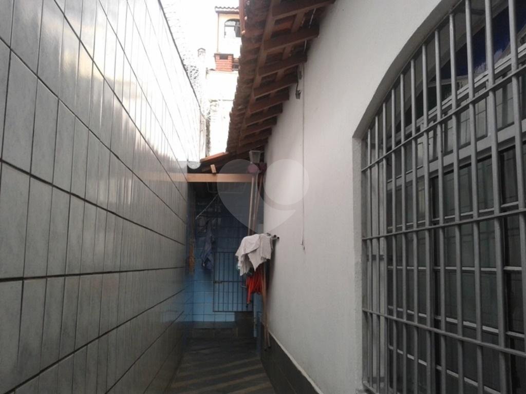 Casa à venda na Vila Mazzei em local tranquilo