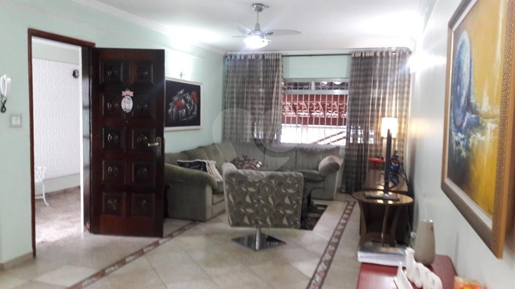 Sobrado à venda com 3 quartos, 145m² - Foto 1