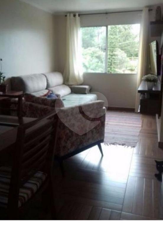 APARTAMENTO em HORTO