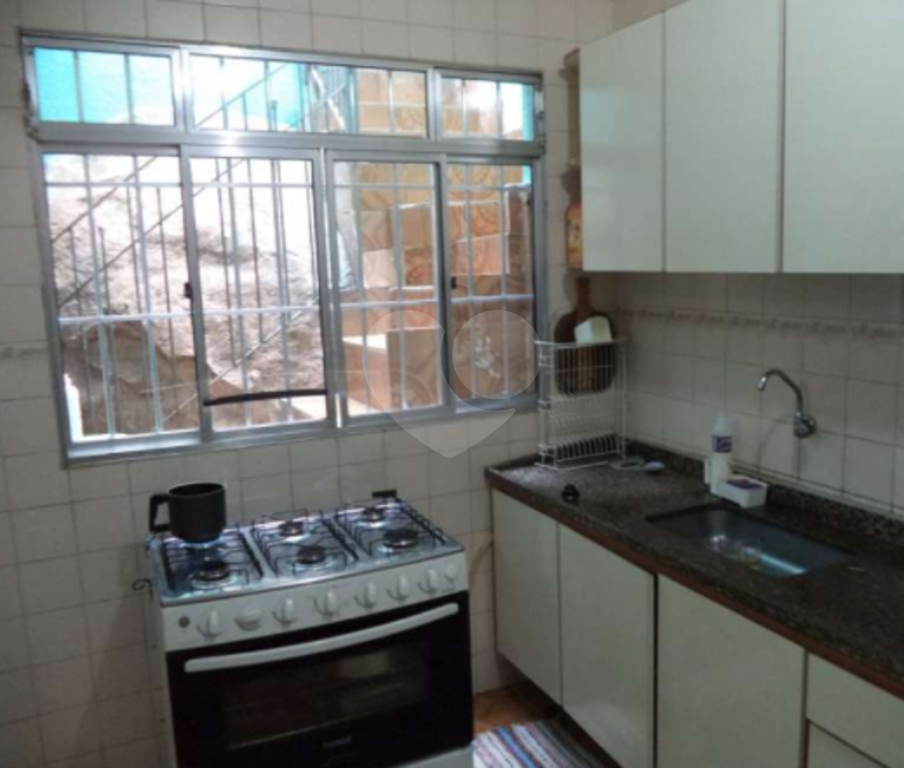 Ótima casa à venda na Rua Rodrigo Caro