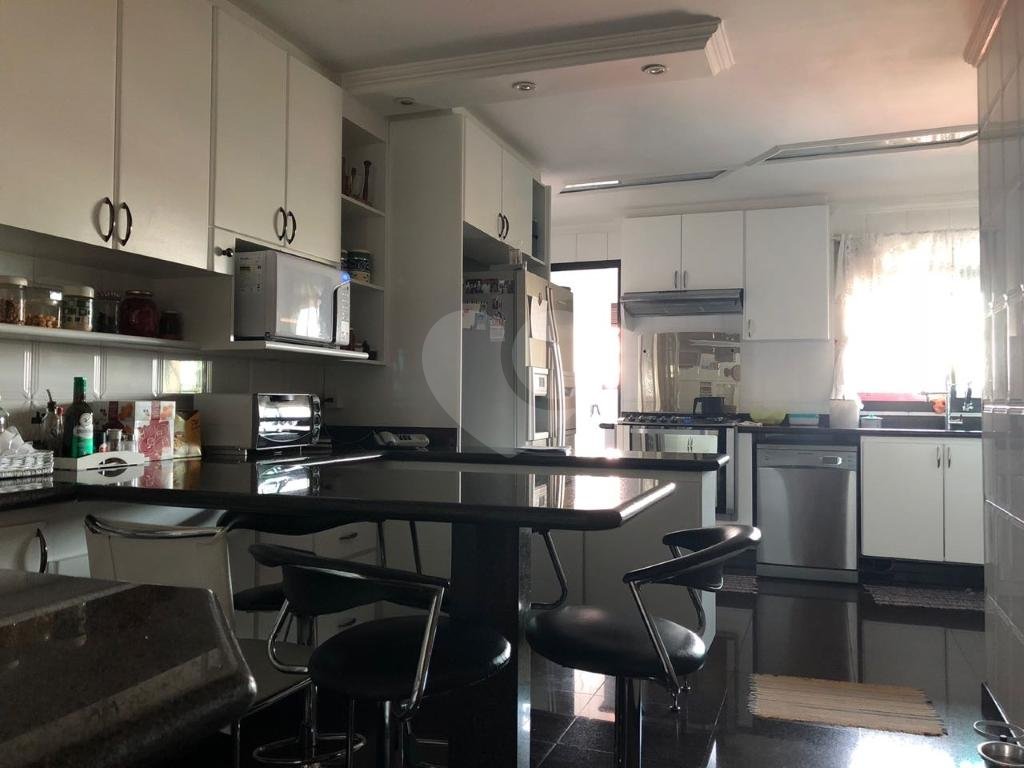Oportunidade! Apartamento de alto padrão à venda na Água Fria