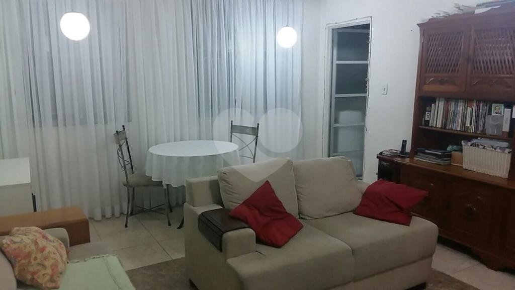 APARTAMENTO em TREMEMBÉ