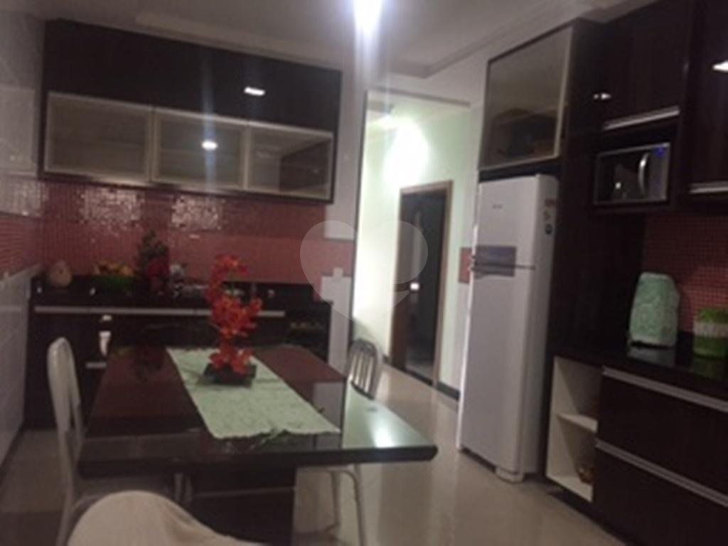 PRÉDIO COMERCIAL EXCELENTE PARA RENDA