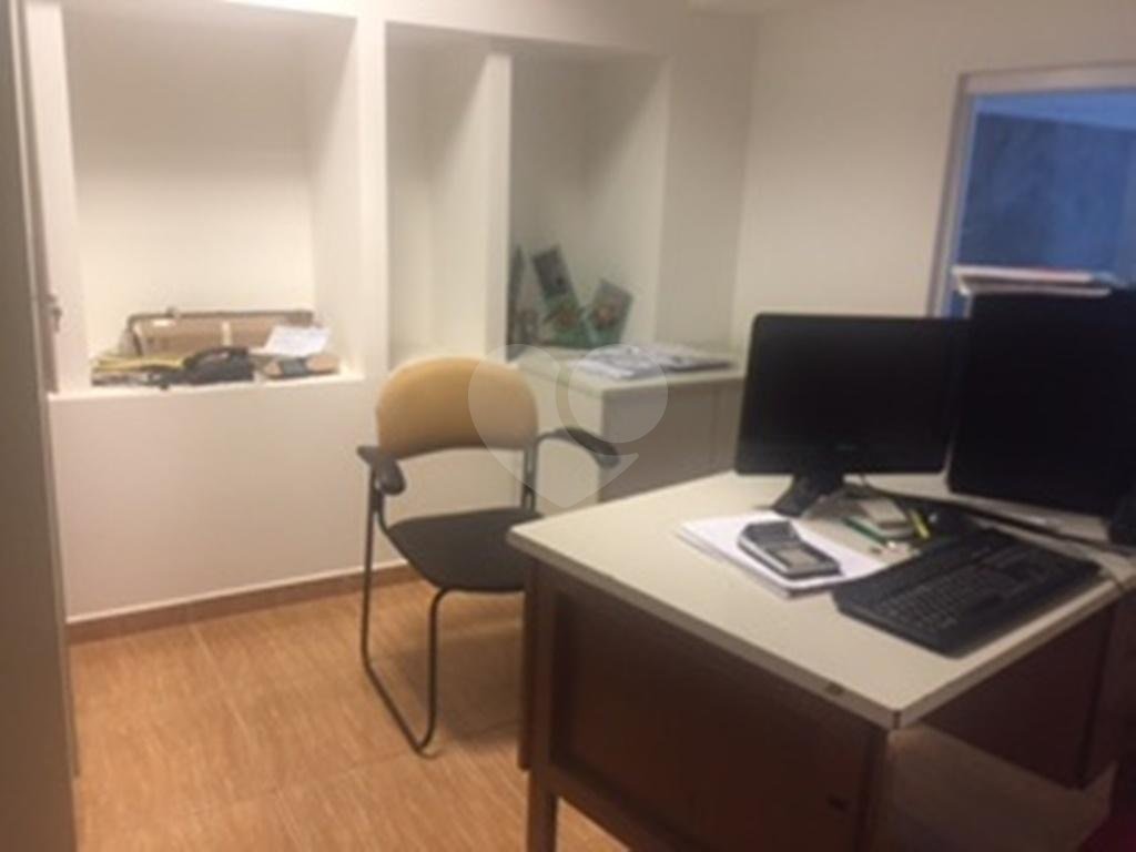 PRÉDIO COMERCIAL EXCELENTE PARA RENDA