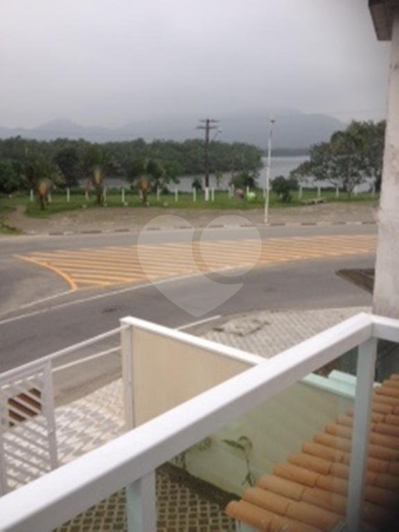 SOBRADO em CENTRO