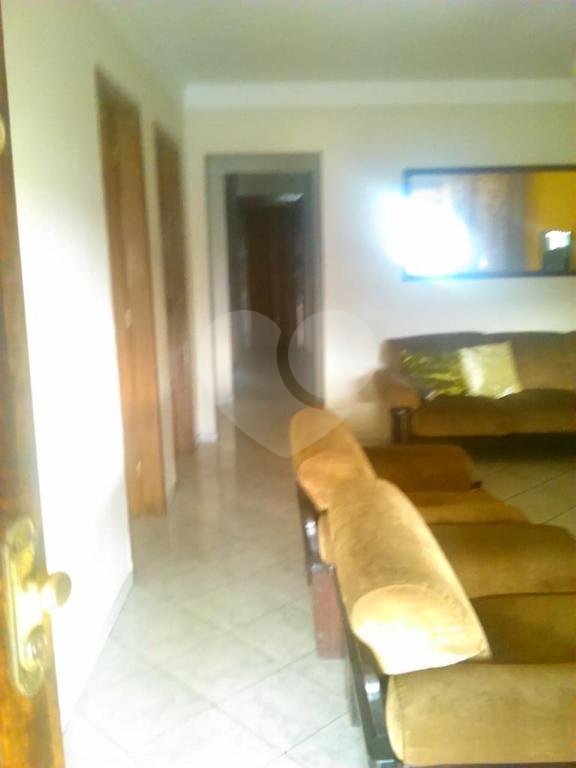 Casa assobradada à venda no Jardim Peri – Zona Norte