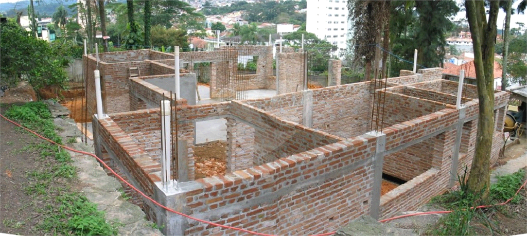 SOBRADO TREMEMBE