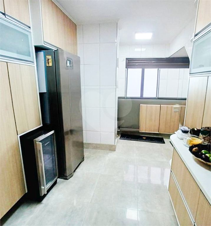 Cobertura duplex modificada  rico em armários mediações do bairro Tucuruvi 