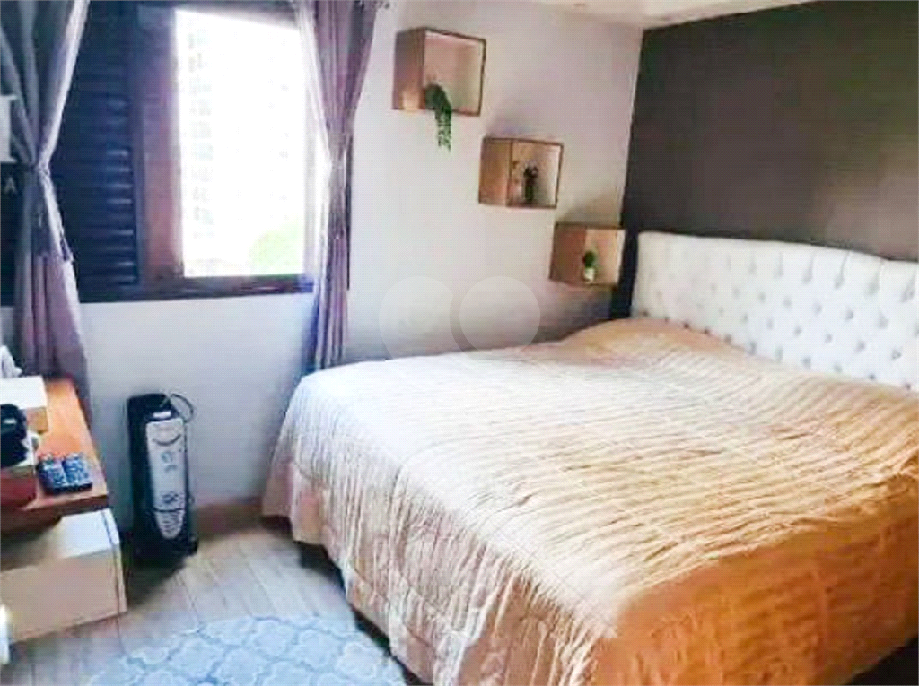 Cobertura duplex modificada  rico em armários mediações do bairro Tucuruvi 