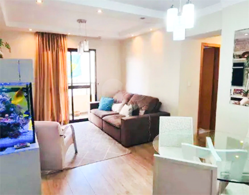 Cobertura duplex modificada  rico em armários mediações do bairro Tucuruvi 