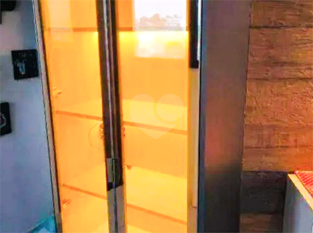Cobertura duplex modificada  rico em armários mediações do bairro Tucuruvi 