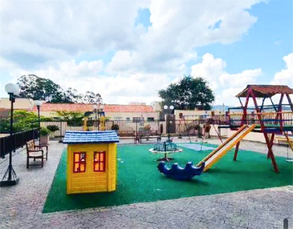 Cobertura duplex modificada  rico em armários mediações do bairro Tucuruvi 