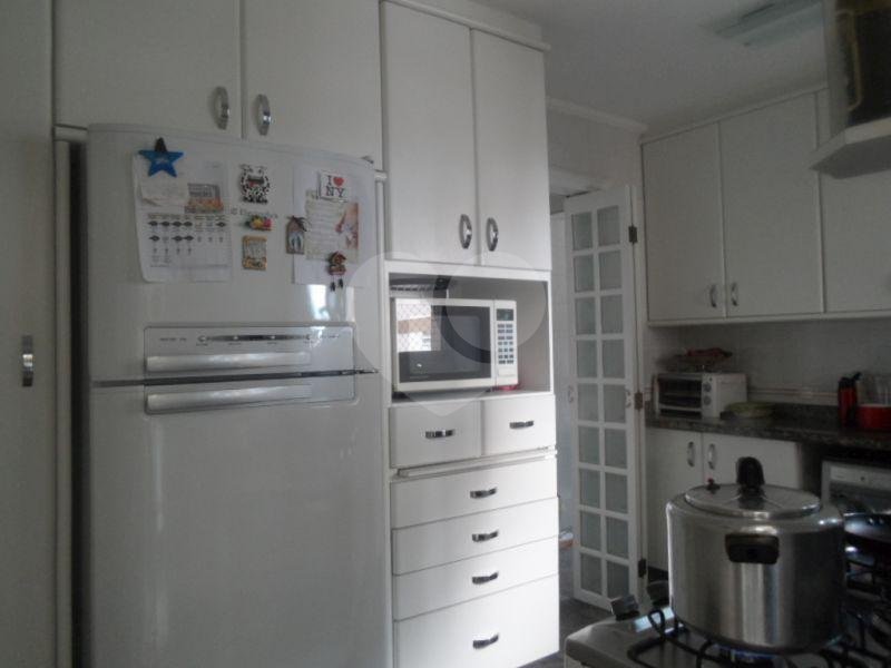 Apartamento à venda com 4 quartos, 220m² - Foto 10