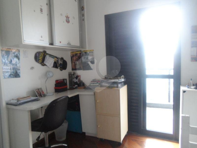 Apartamento à venda com 4 quartos, 220m² - Foto 47