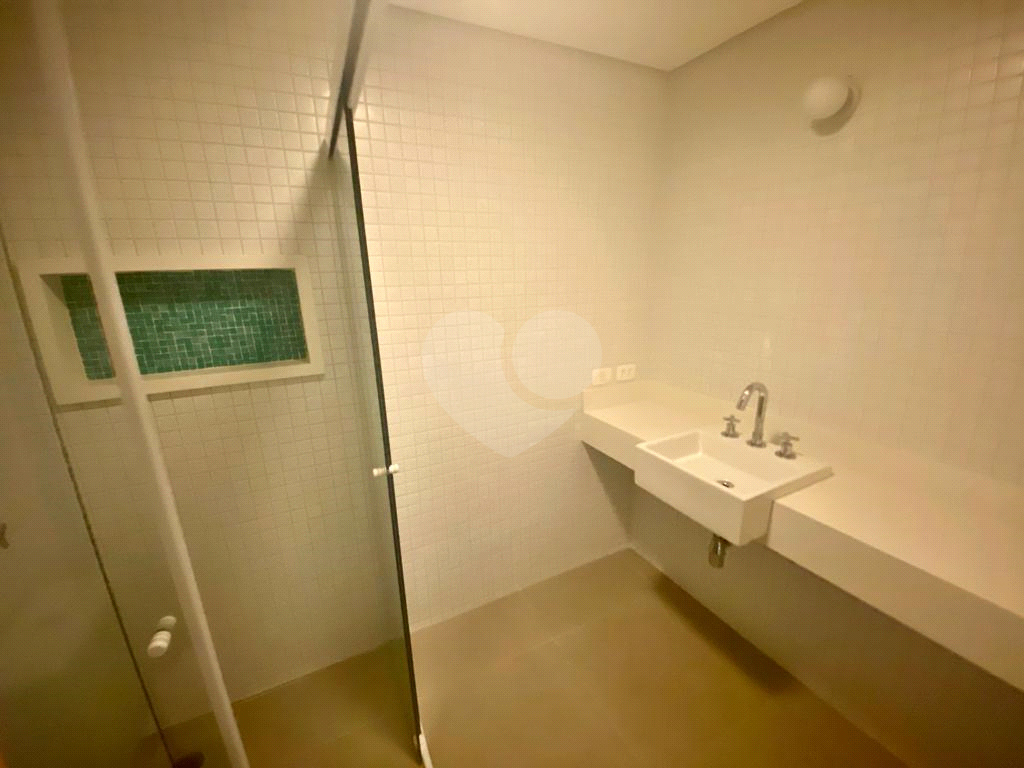 APARTAMENTO em VILA MADALENA