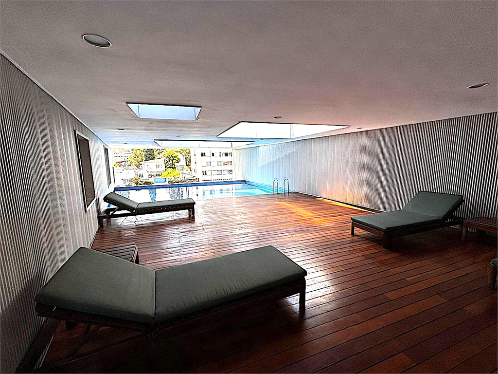 APARTAMENTO em VILA MADALENA