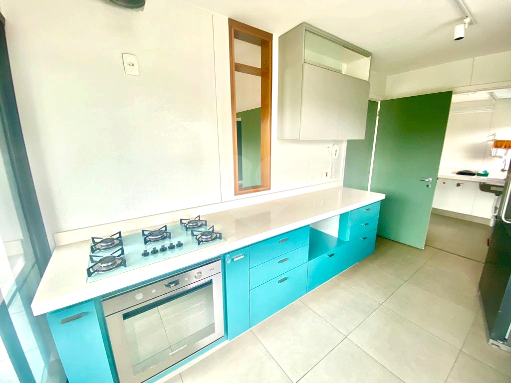 APARTAMENTO em VILA MADALENA