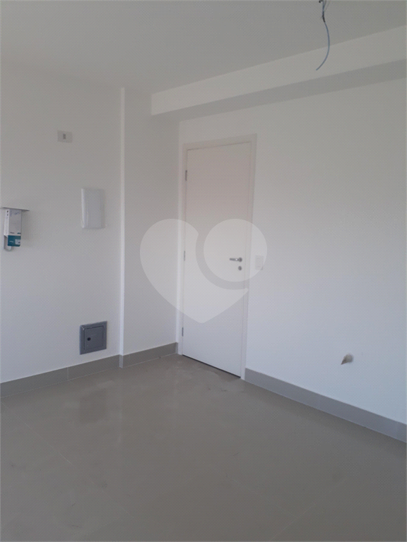 Apartamento à venda com 1 quarto, 42m² - Foto 32