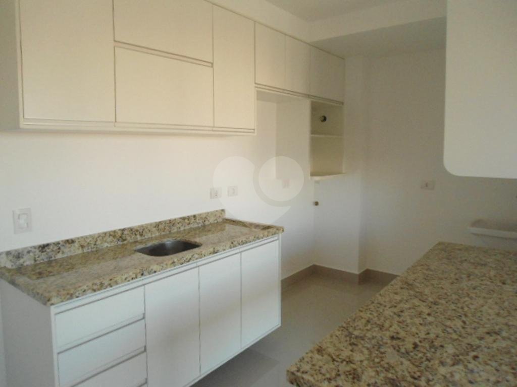 Apartamento à venda com 1 quarto, 42m² - Foto 3