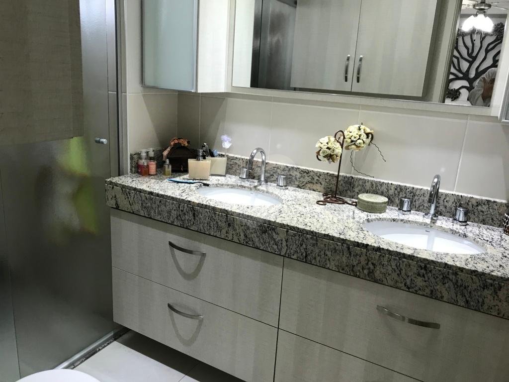 Linda Cobertura com 4 dormitórios, 3 suítes, 4 vagas de garagem - próximo da Av;Braz Leme