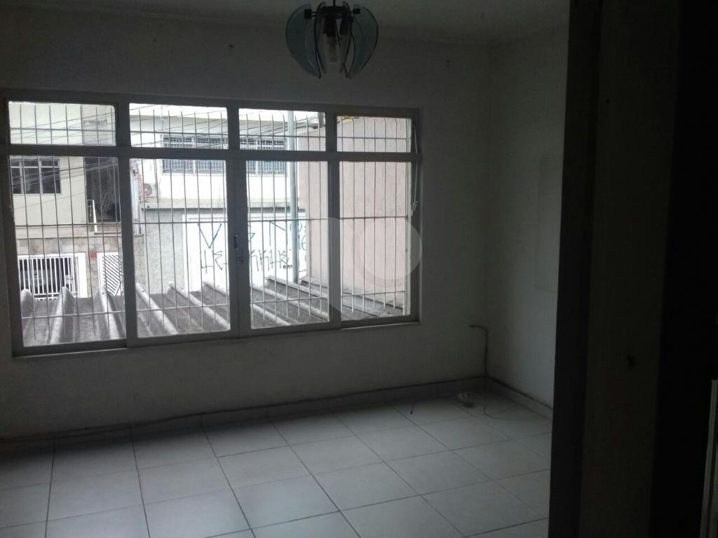 Sobrado à venda com 2 quartos, 110m² - Foto 1