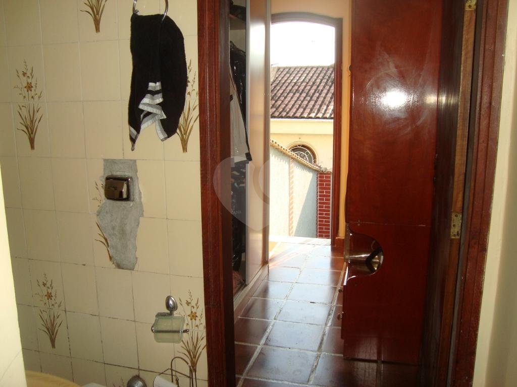 Casa à venda com 3 quartos, 222m² - Foto 22