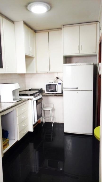 Casa com 87m  3 dorm  2 banheiros  2 salas  e 1 vaga de garagem