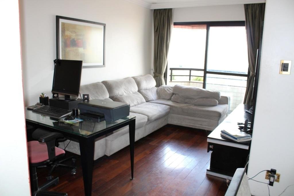 Casa com 87m  3 dorm  2 banheiros  2 salas  e 1 vaga de garagem