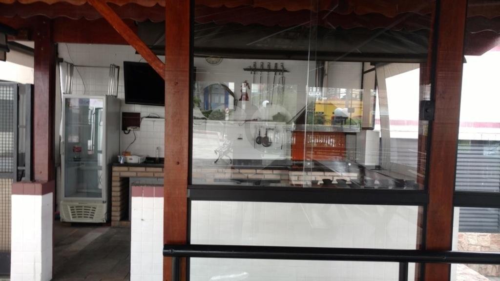 Casa com 87m  3 dorm  2 banheiros  2 salas  e 1 vaga de garagem