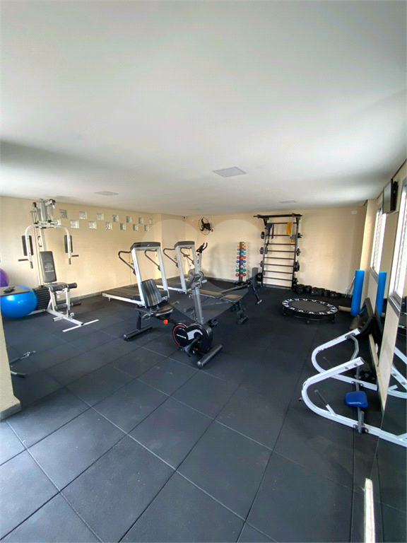 Apartamento com 3 dormitórios à Venda na Av. Júlio Buono!