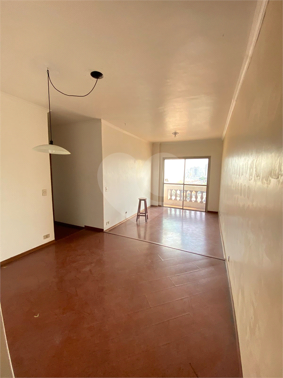 Apartamento com 3 dormitórios à Venda na Av. Júlio Buono!