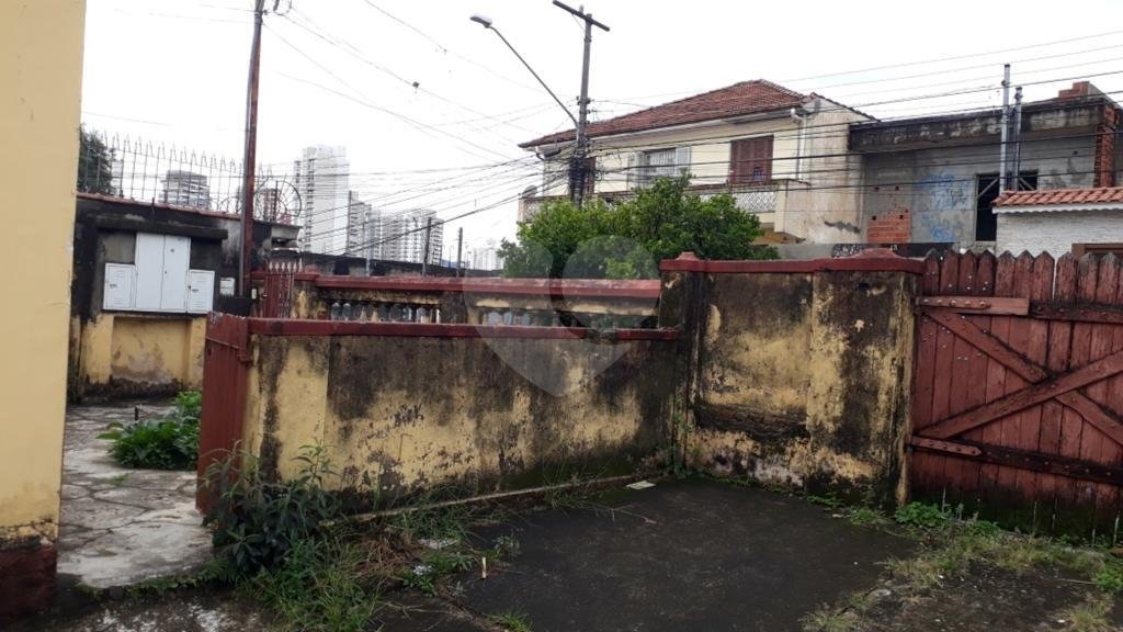 Excelente Terreno Plano de 504 Metros com 12x42 Rua larga Localização Nobre Aceita Unidade no Local