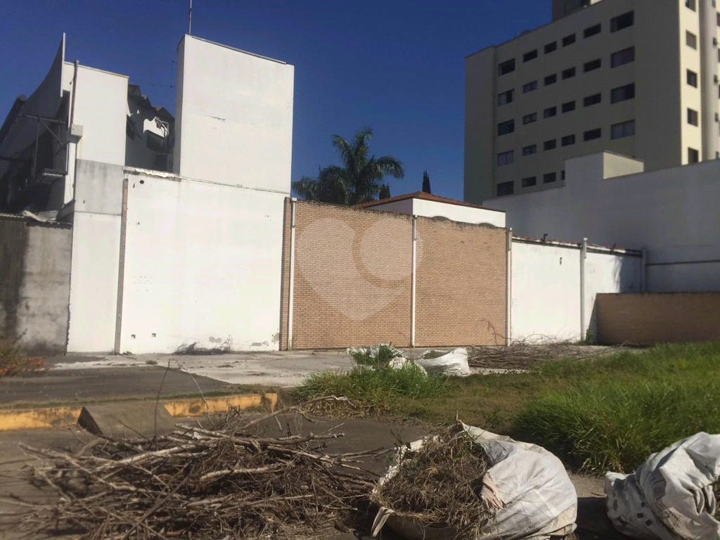 Excelente Terreno no Bairro da Vila Bianca,ao lado da Avenida. Braz Leme.