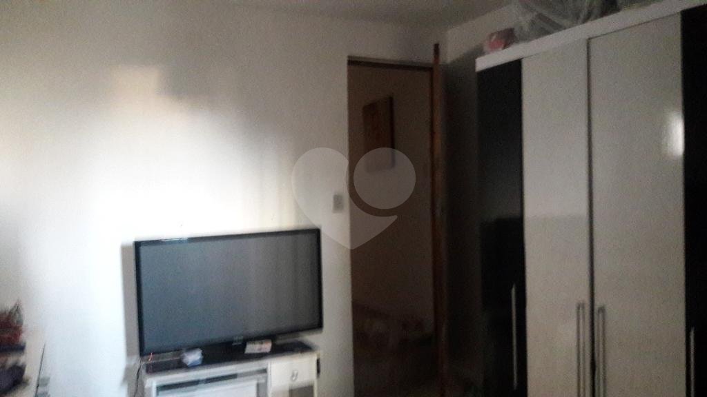 Casa à venda com 2 quartos, 120m² - Foto 2