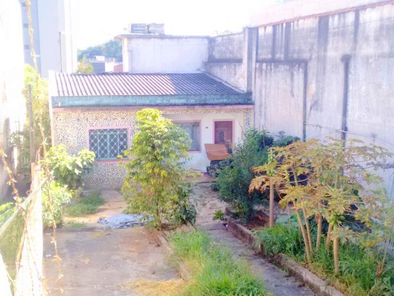 Terreno de 600 m²  com declive e com ótima localização na região da Mooca.