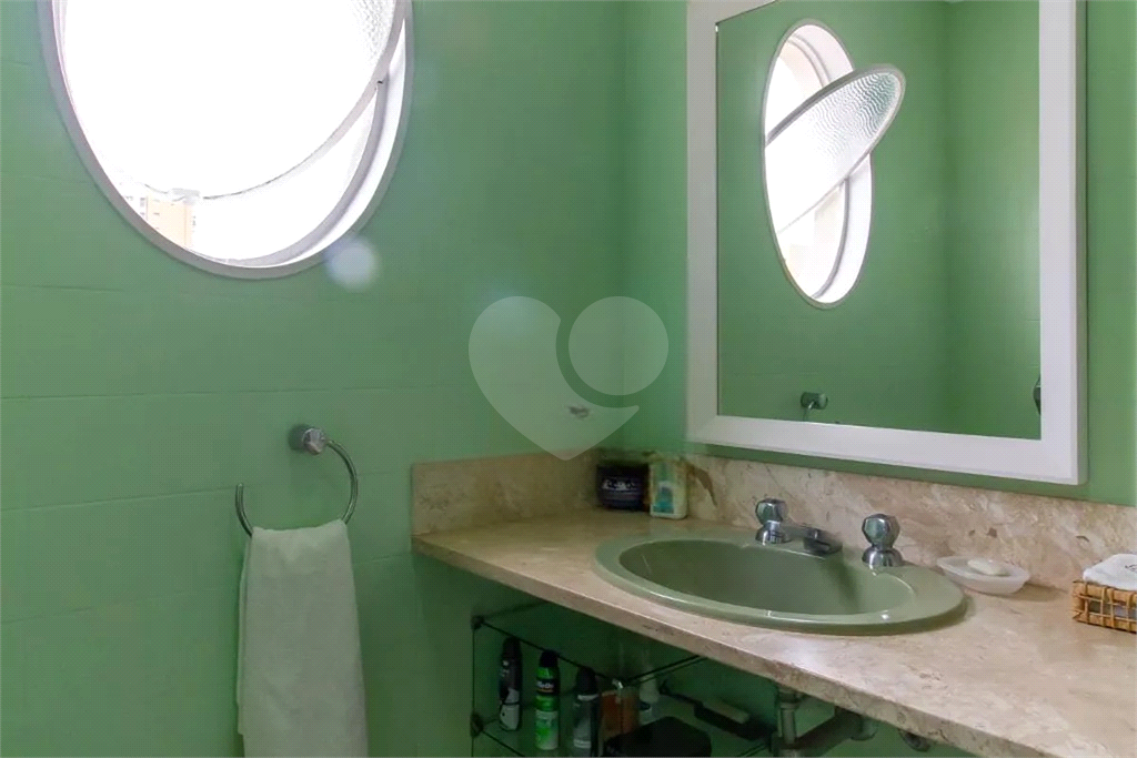 APARTAMENTO em PERDIZES