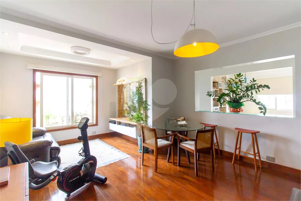 APARTAMENTO em PERDIZES