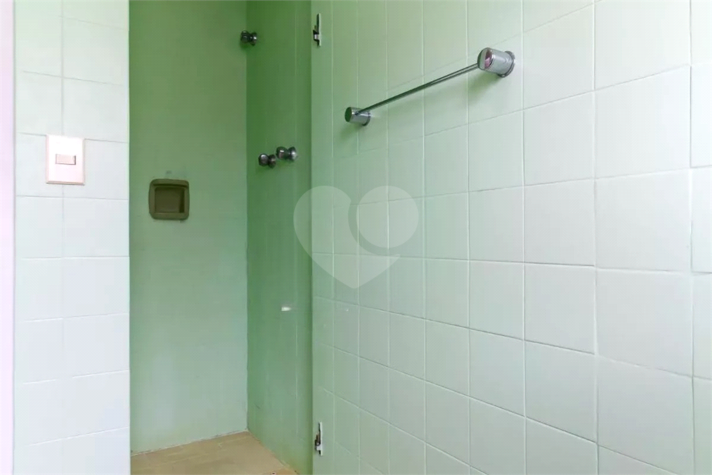 APARTAMENTO em PERDIZES